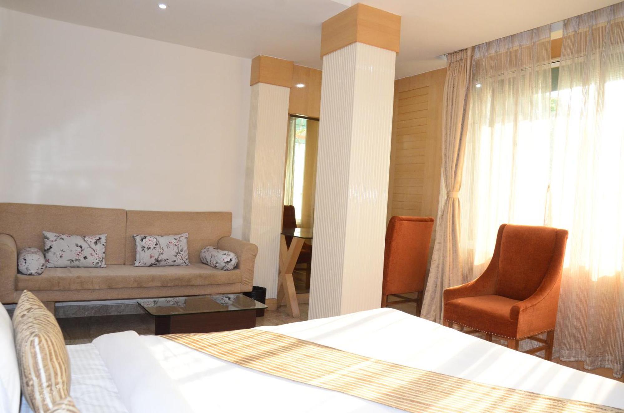 Hotel Crytsal Residency Ranchi Exterior foto